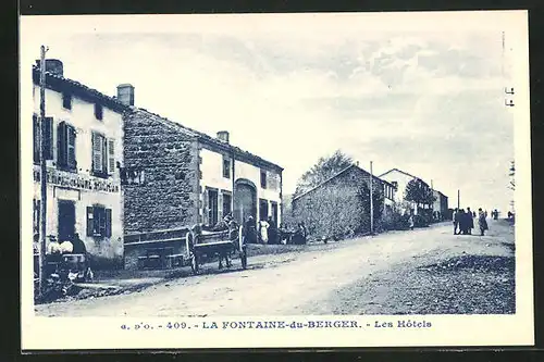 AK Orcines, La Fontaine du Berger, Les Hôtels