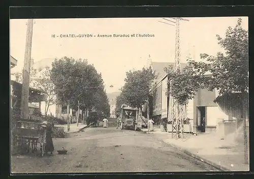 AK Chatel-Guyon, Avenue Baraduc et l'Autobus