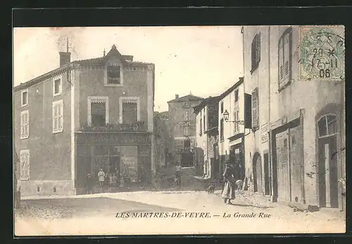 AK Les Martres-de-Veyre, la Grande Rue