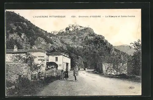 AK Saint-Yvoine, La Ribeyre et Village
