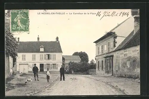 AK Le Mesnil-en-Thelle, Le Carrefour de la Place