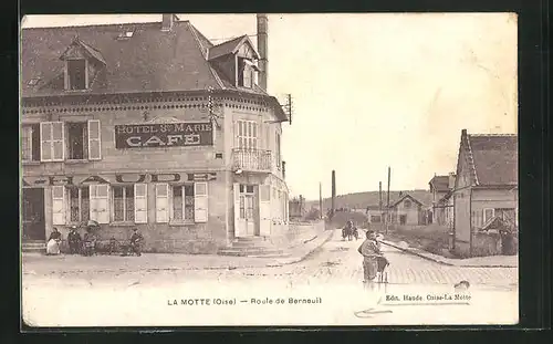 AK La Motte, Route de Berneuil, Hotel Sainte Marie