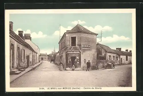 AK Le Breil-sur-Mérize, Centre du Bourg