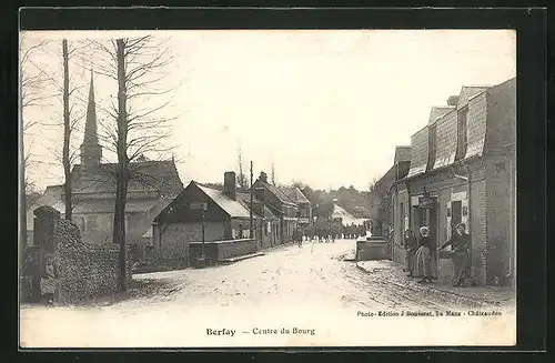 AK Berfay, Centre du Bourg