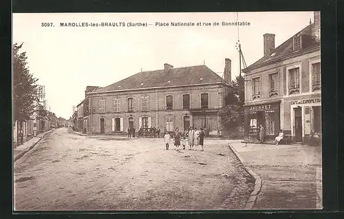 AK Marolles-les-Braults, Place Nationale et rue de Bonnétable