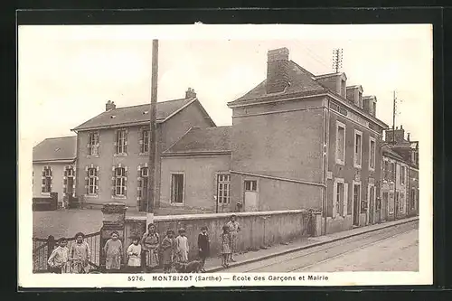 AK Montbizot, École des Garcons et Mairie