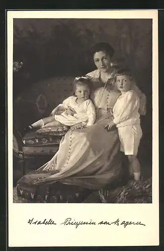 AK Isabelle Prinzessin von Bayern mit ihren Kindern
