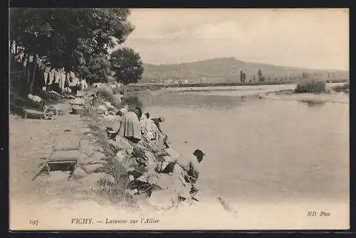 AK Vichy, Laveuses sur l`Allier