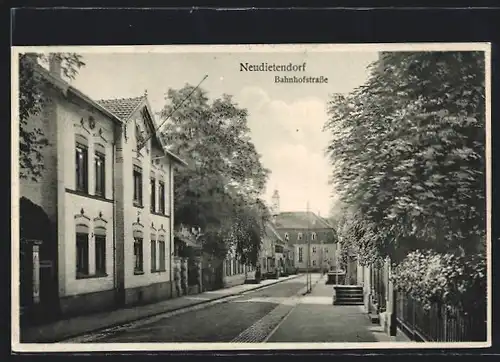 AK Neudietendorf i. Thür., Blick in die Bahnhofstrasse
