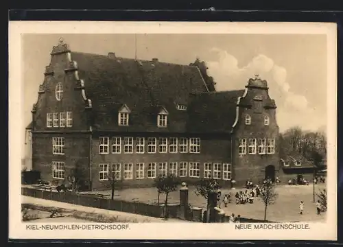 AK Kiel-Neumühlen-Dietrichsdorf, Neue Mädchenschule