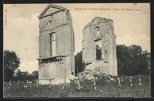 AK Saint-Arnoult, Ruines du Château Lassay