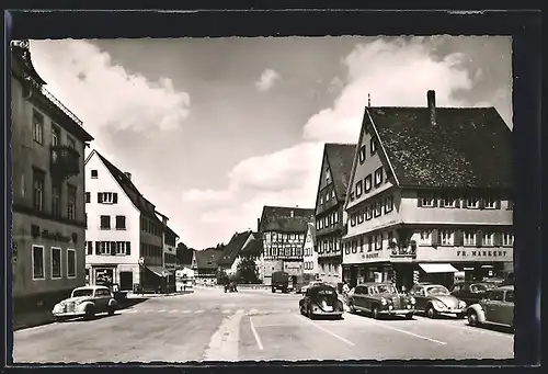 AK Gaildorf, Strassenpartie und VW-Autos am Marktplatz