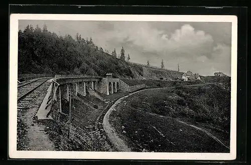 AK Uzoku, Viadukt