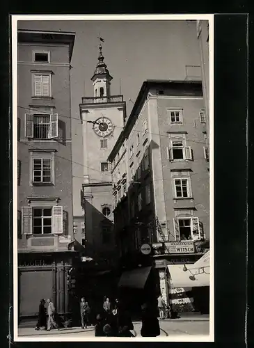 AK Salzburg, Alter Markt mit Geschäften und Kirche