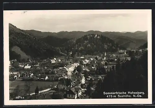 AK Hohenberg, Ortsansicht mit Kirche aus der Vogelschau