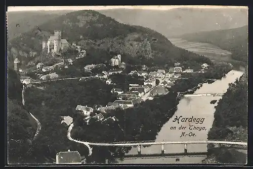 AK Hardegg a. d. Thaya, Ortsansicht aus der Vogelschau