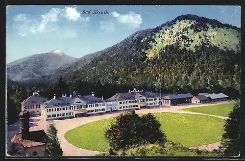 AK Bad Kreuth, Ortsansicht mit Kapelle und Bergblick
