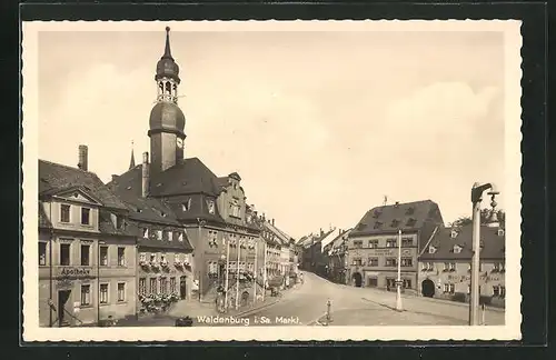 AK Waldenburg i. Sa., Markt mit Fremdenhof Goldener Löwe und Apotheke