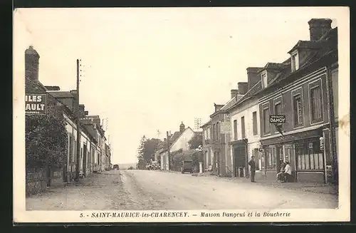 AK Saint-Maurice-les-Charencey, Maison Dangeul et la Boucherie