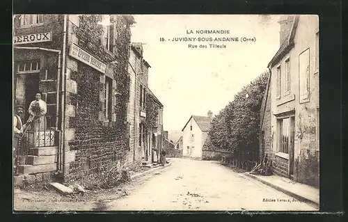 AK Juvigny-sous-Andaine, Rue des Tilleuls, Strassenpartie