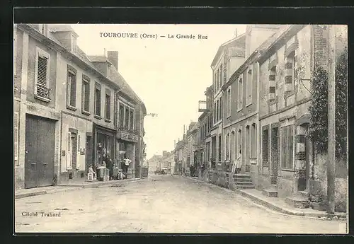 AK Tourouvre, La Grande Rue, Strassenpartie