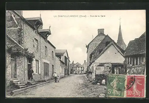 AK La Chapelle-Moche, Rue de la Gare