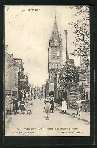 AK Tinchebray, Grande Rue et Église St-Pierre