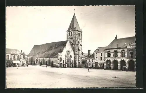 AK Longny-au-Perche, L`Église et la Place
