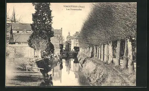 AK Vimoutiers, les Promenades