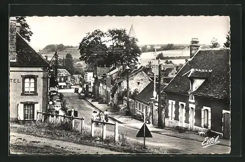 AK Longny-au-Perche, Champ de Foire et Rue de Paris