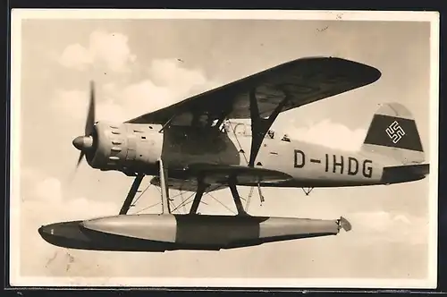 AK Seeaufklärer Heinkel He 114 in der Luft,