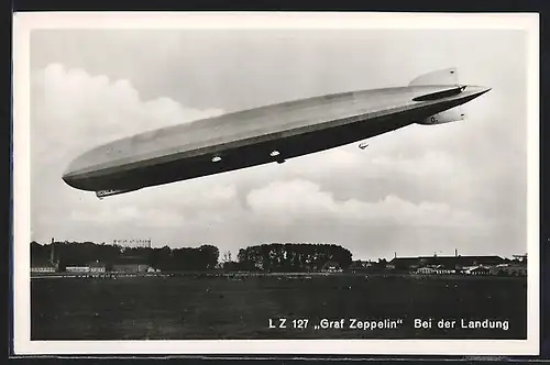 AK Luftschiff LZ 127 Graf Zeppelin während der Landung