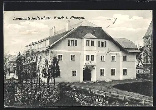 AK Bruck i. Pinzgau, Landwirtschaftsschule mit Garten