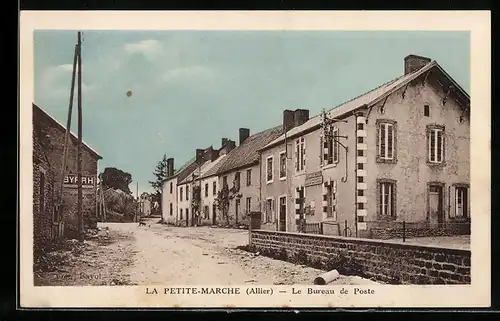 AK La Petite-Marche, Le Bureau de Poste