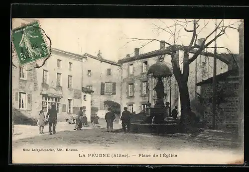 AK La Prugne, Place de l'Eglise