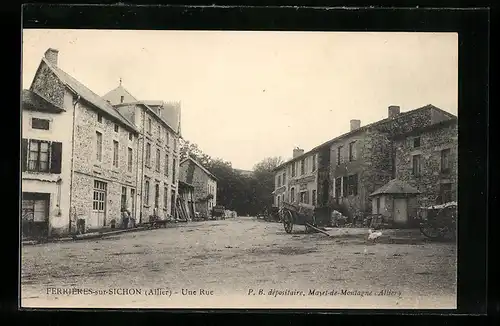 AK Ferrieres-sur-Sichon, Une Rue