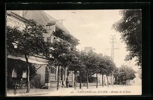 AK Varennes-sur-Allier, Avenue de la Gare