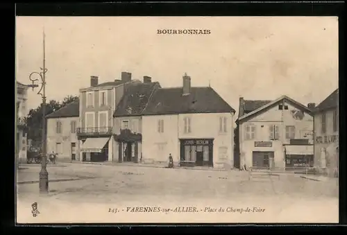 AK Varennes-sur-Allier, Bourbonnais, Place du Champ-de-Foire