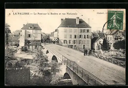 AK La Palisse, Le Pont sur la Besbre et rue Nationale