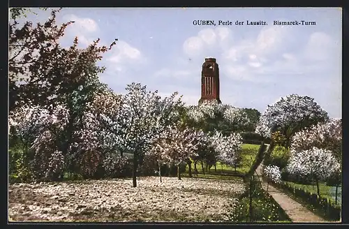 Künstler-AK Guben / Lausitz, Bismarckturm zur Baumblüte