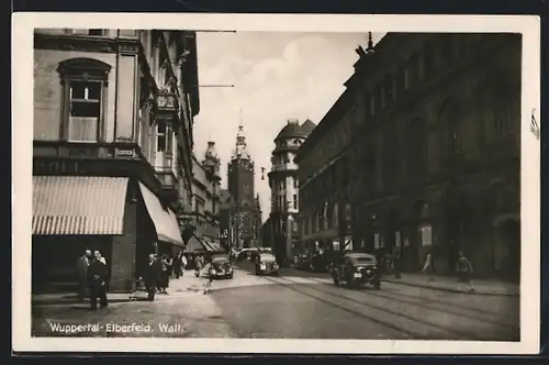 AK Wuppertal-Elberfeld, Partie an der Wallstrasse mit Geschäften