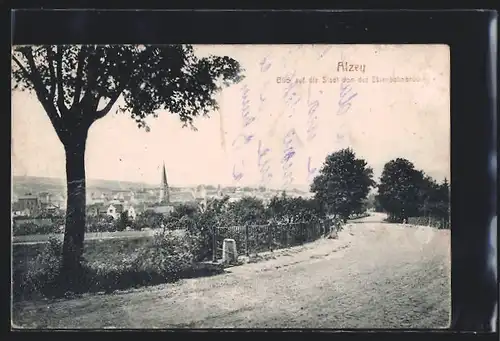 AK Alzey, Blick auf die Stadt von der Eisenbahnbrücke aus