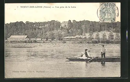 AK Neuvy-sur-Loire, Vue prise de la Loire