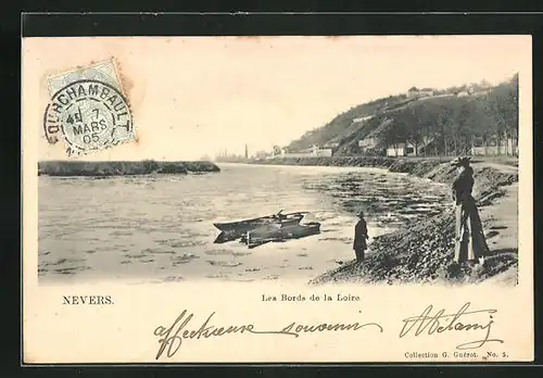AK Nevers, les Bords de la Loire