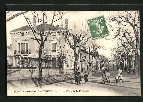 AK Saint-Symphorien-d`Ozon, Place de la Promenade