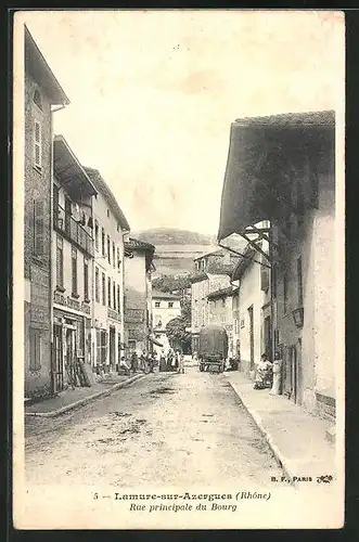 AK Lamure-sur-Azergues (Rhône), Rue principale du Bourg