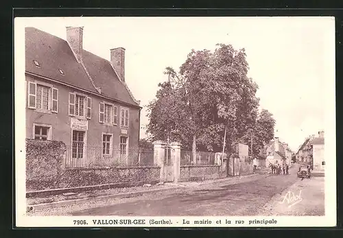 AK Vallon-sur-Gee, la mairie et la rue principale