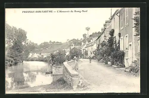 AK Fresnay-sur-Sarthe, L`Abreuvoir du Bourg-Neuf