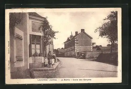 AK Lavernat, La Mairie, Ecole des Garcons