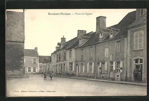 AK Savigné-l'Évéque, Place de l'Eglise